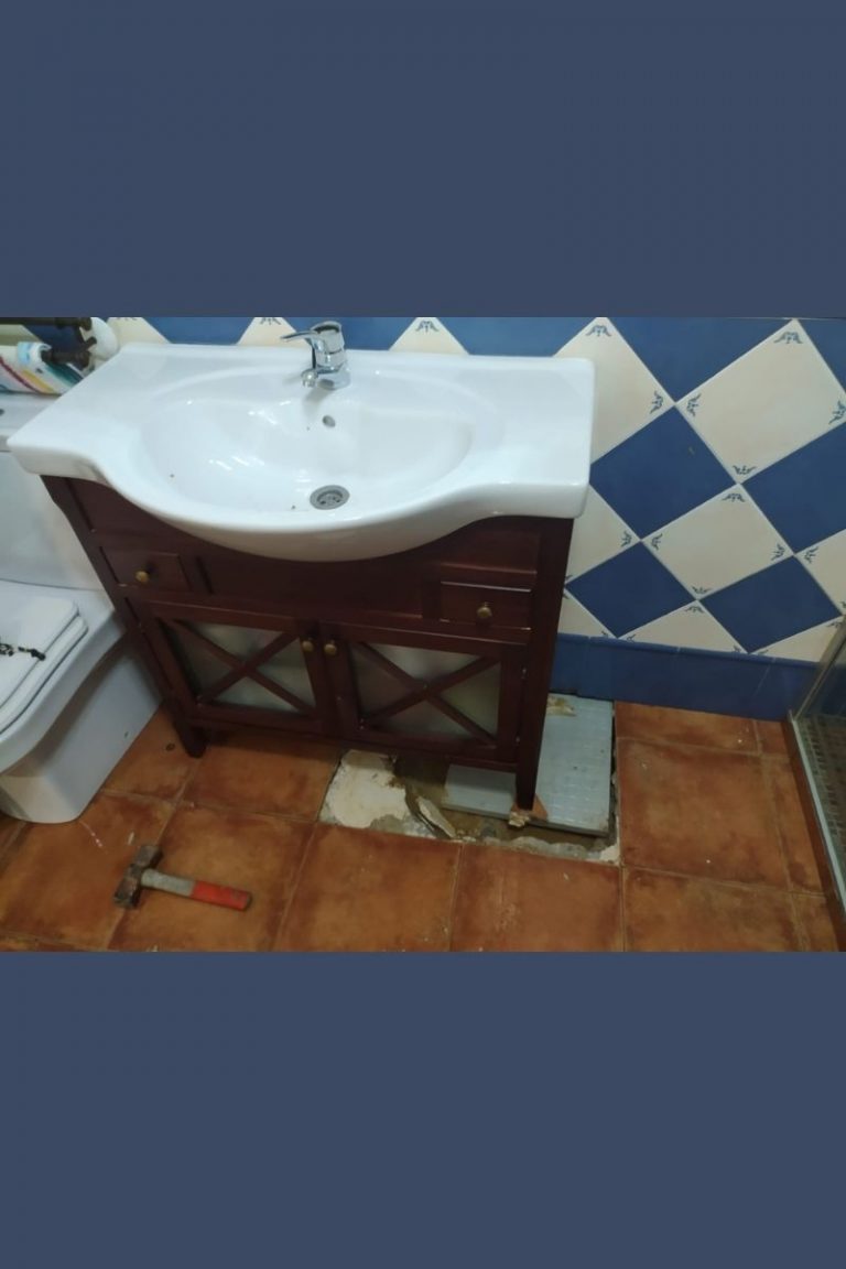 Desatoro cuarto baño en Colmenar 04